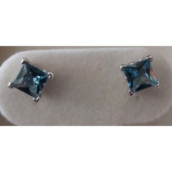 Natural 2.5 ct London Blue Topaz Earrings - Picture 6 of 11